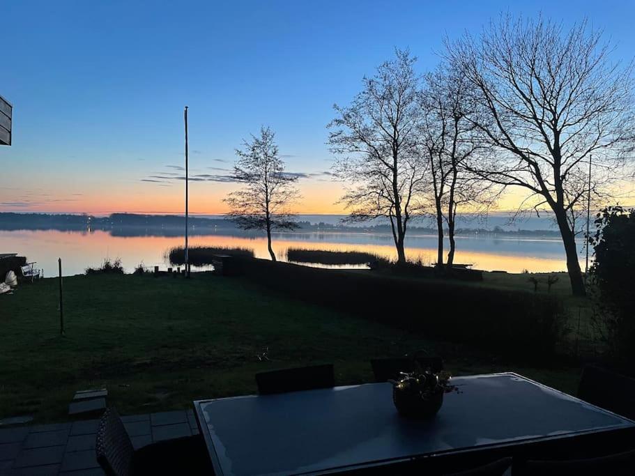 Huset Ved Soen Taet Pa Herning Og Mch Og Boxen 90 M2 Sunds Buitenkant foto