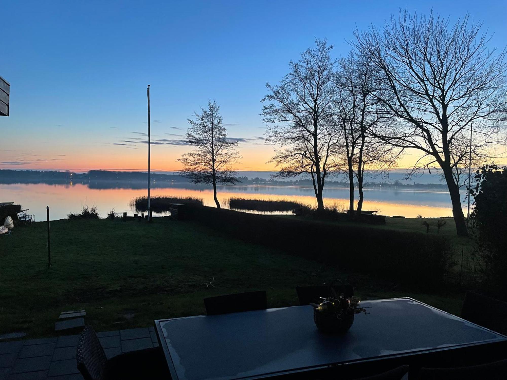 Huset Ved Soen Taet Pa Herning Og Mch Og Boxen 90 M2 Sunds Buitenkant foto