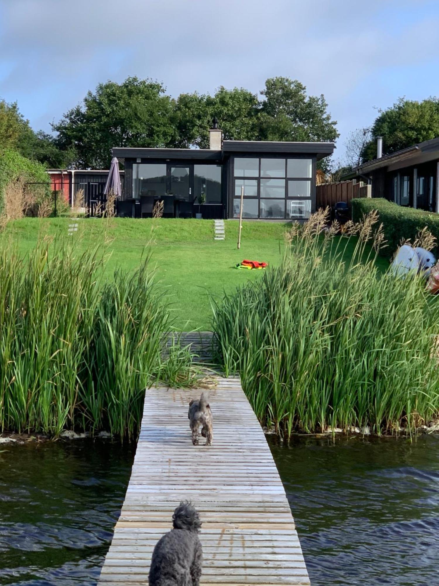 Huset Ved Soen Taet Pa Herning Og Mch Og Boxen 90 M2 Sunds Buitenkant foto