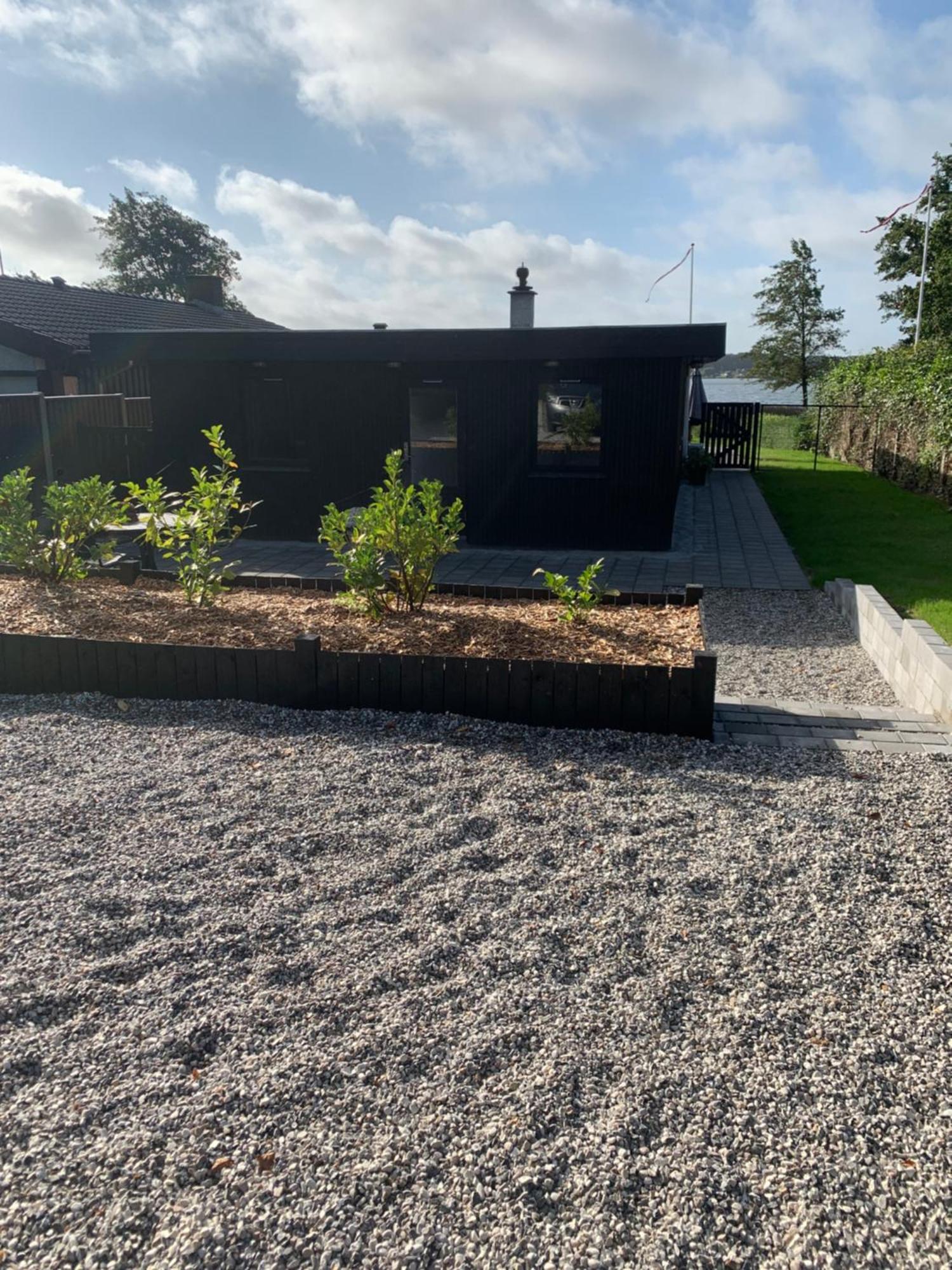 Huset Ved Soen Taet Pa Herning Og Mch Og Boxen 90 M2 Sunds Buitenkant foto